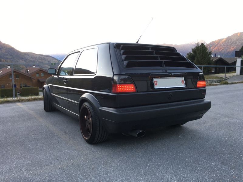 Żaluzja szyby tylnej do Volkswagen Golf II