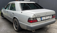 Żaluzja szyby tylnej do Mercedes W124 Sedan