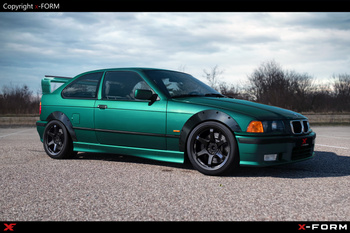 Wheel arch extensions to BMW E36 Compact