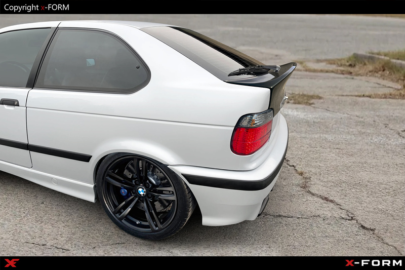 Spoiler klapy tylnej do BMW E36 Compact