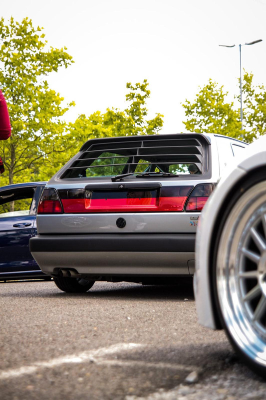 Żaluzja szyby tylnej do Volkswagen Golf II