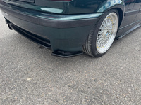 Zestaw tylnych splitterów do BMW E36 Compact / 3 M-Pack