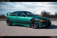 Komplet poszerzeń nadkoli do BMW E36 Compact